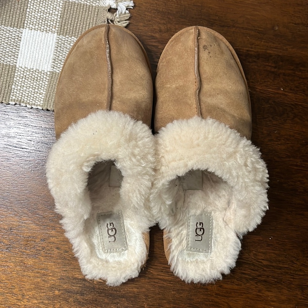 Ugg slippers